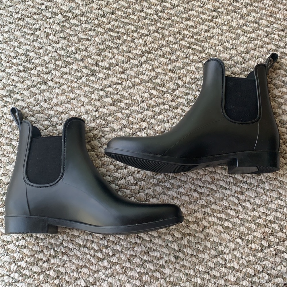 Black Sam Edelman Rain booties